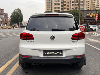 Certificated Pre-Owned Tiguan 2017 300TSI Automatic Two-Wheel Drive Silk Road Fashion Edition - u22639509