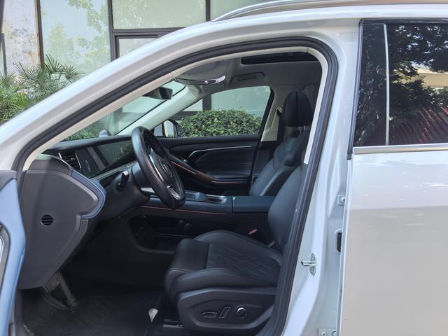 Pre-Owned Voyah FREE 2024 Model Long-Range Intelligent Driving Version