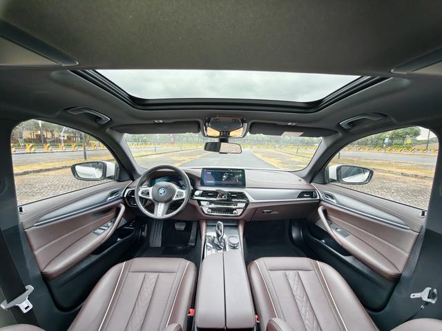 Certificated Pre-Owned BMW 5 Series PHEV 2022 535Le Luxury Package -u22038566