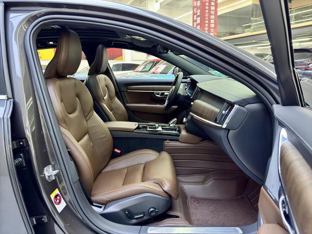 Certificated Pre-Owned Volvo S90 PHEV 2022 T8 E-Drive Hybrid Inscription Luxury Edition