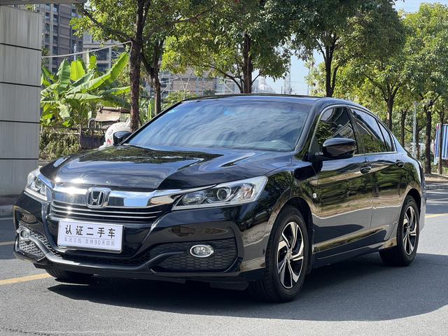 Certificated Pre-Owned Accord 2016 2.0L Comfort Edition - u22052759