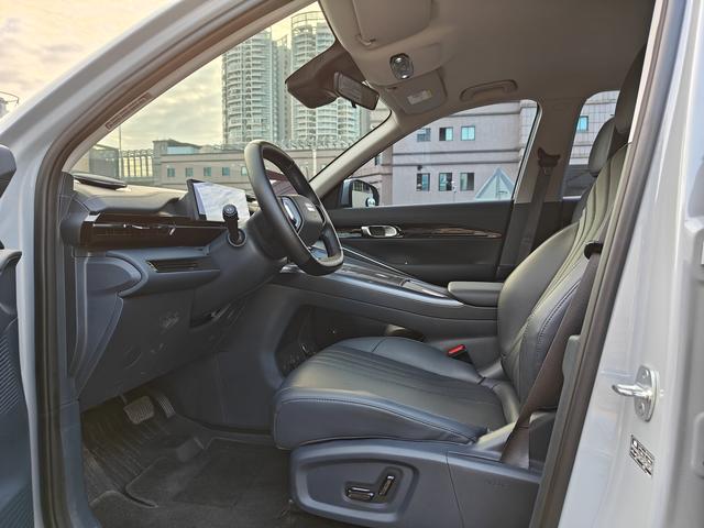 Pre-Owned Yinhe E5 2024 Model 530km Long-Range Edition