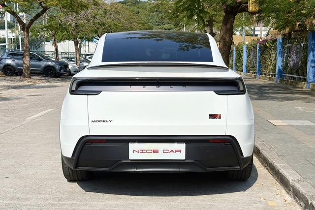 Certificated Pre-Owned Model Y 2025 Long Range All-Wheel Drive Launch Edition -u22481695