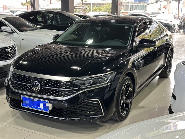 Certificated Pre-Owned SAIC Volkswagen Passat 2023 Restyled 330TSI Starry Luxury Edition - u22621699