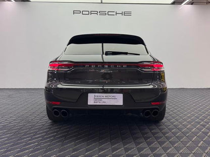 Certificated Pre-Owned Porsche Macan 2021 Model Macan 2.0T - u22556910