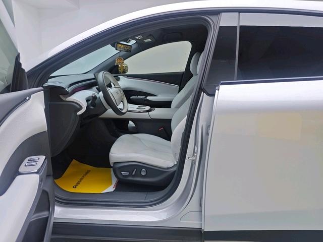 Certificated Pre-Owned XPENG G7 2025 All-Electric 702 Ultra Long Range -u22973219