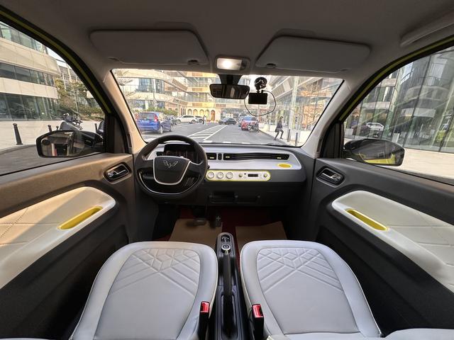 Certificated Pre-Owned SAIC-GM-Wuling Hongguang Mini EV 2022 Macaron Color Painting Edition Lithium Iron Phosphate