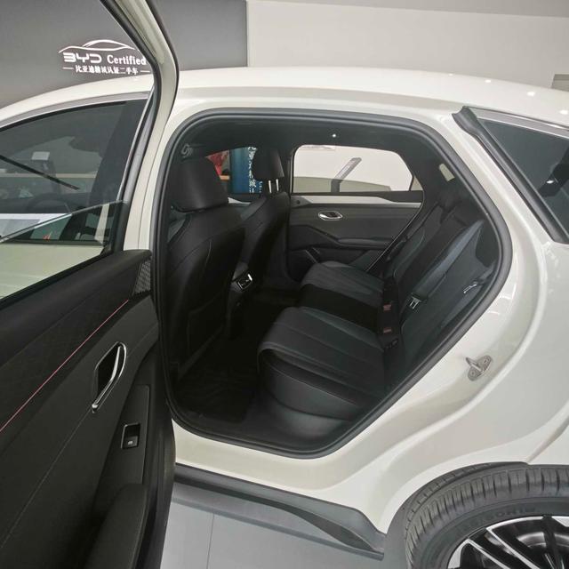 Certificated Pre-Owned BYD Qin L EV 2025 545KM Excellence Edition -u22506544
