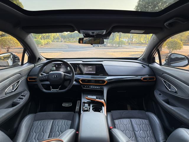 Certificated Pre-Owned Changan UNI-T 2022 1.5T Sport Flagship Model - u22607576