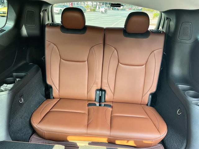 Certificated Pre-Owned Jeep Grand Commander 2022 2.0T Four-wheel Drive Luxury Edition - u22438843