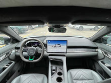 Certificated Pre-Owned ZEEKR 001 2022 Edition Ultra-Long Range Single-Motor WE Version -u22710595