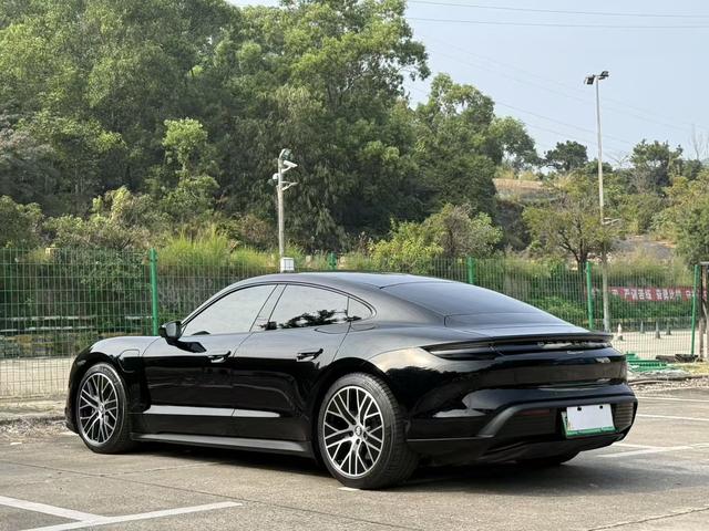 Pre-Owned Porsche Taycan 2020 Taycan