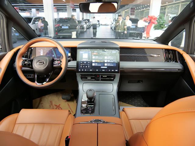 Certificated Pre-Owned GAC Trumpchi E9 PHEV 2025 Edition 2.0TM Super Fast Charging Premium Version -u21430695