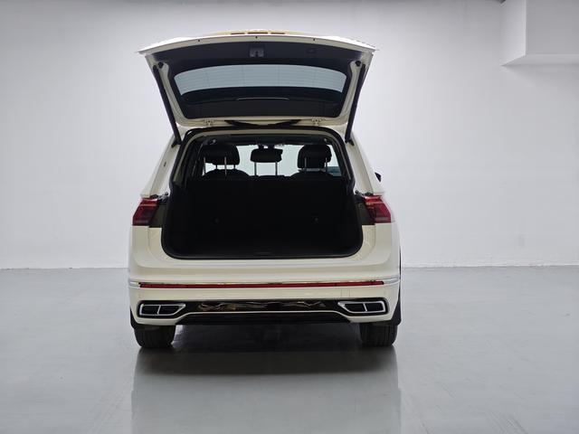 Certificated Pre-Owned Tiguan L PHEV 2022 430PHEV Plug-in Hybrid Premium Edition -u22415340