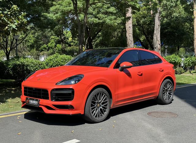 Certificated Pre-Owned Porsche Cayenne Coupé 2019 Cayenne Coupé 3.0T - u22717398