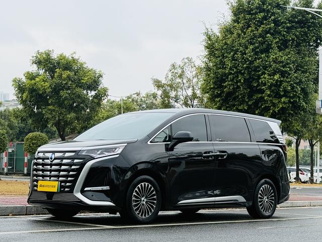 Certificated Pre-Owned Denza D9 DM 2022 1040 Premium Edition -u22621591