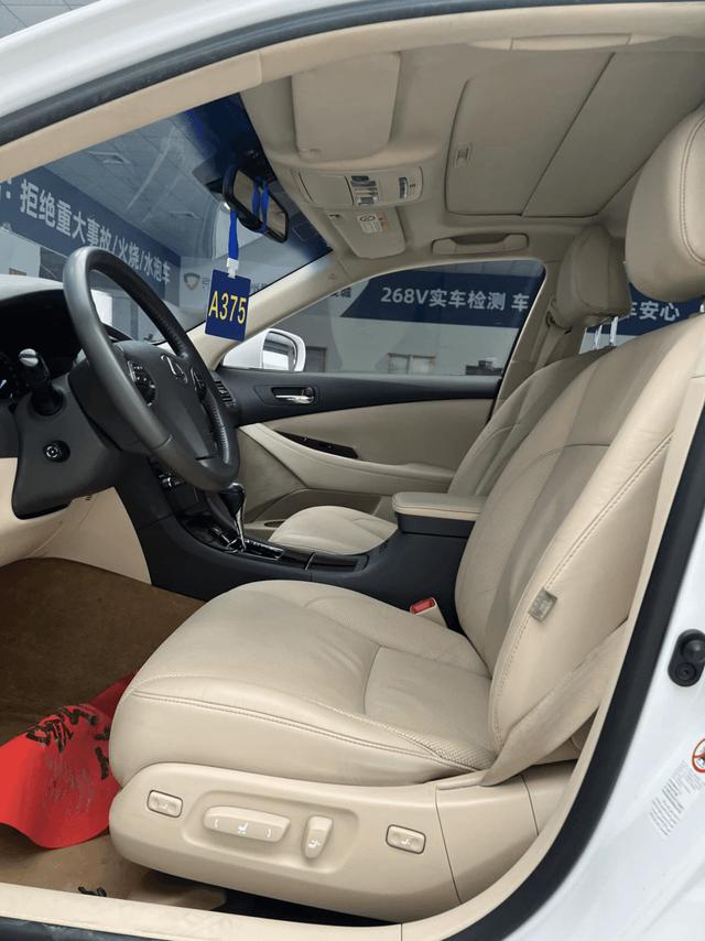 Certificated Used Lexus ES 2012 240 Special Limited Edition - u22065840