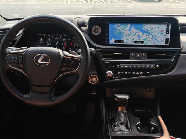 Certificated Pre-Owned Lexus ES 2022 200 Premium Edition - u22551387