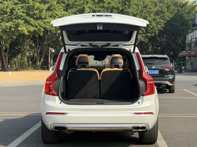 Certificated Pre-Owned Volvo XC90 2015 T6 Inscription 7-Seater - u22369773