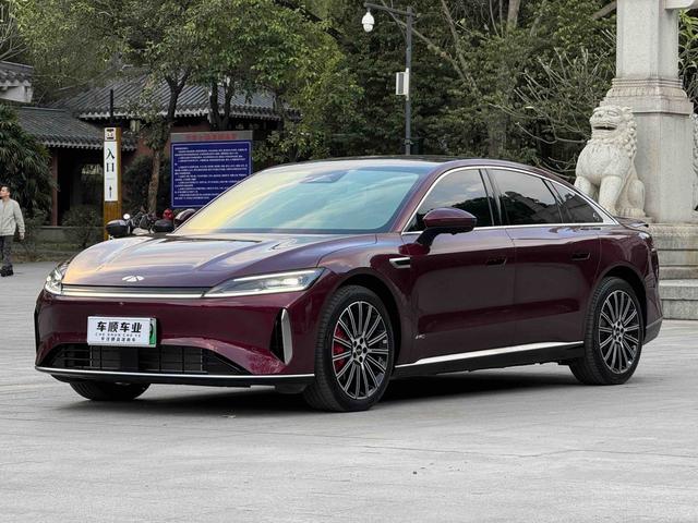 Certificated Pre-Owned Fengyun A9L 2025 4WD High-Energy Peak Edition -u22532479