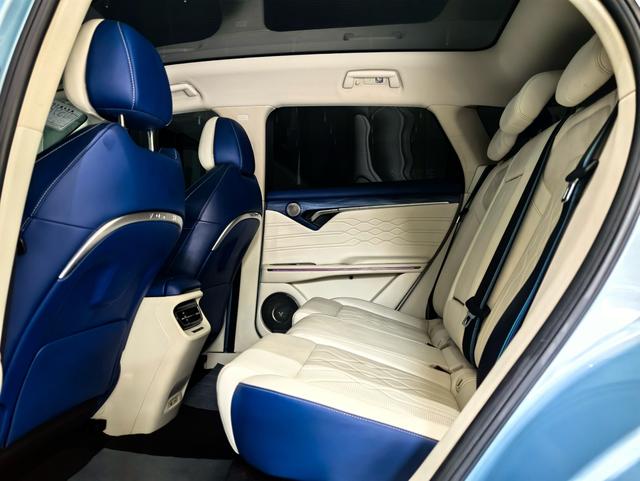 Certificated Pre-Owned VOYAH FREE 2021 4WD Standard Extended-Range Exclusive Luxury Package -u22196045