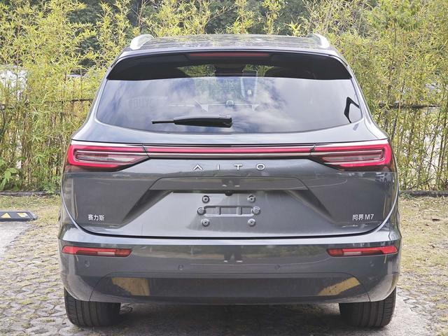 Certificated Pre-Owned Wenjie M7 2022 4WD Luxury Edition -u21905590