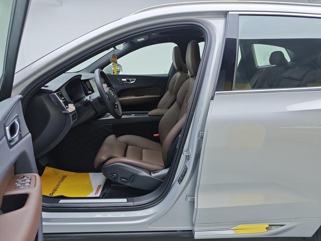 Certificated Pre-Owned Volvo XC60 PHEV 2025 T8 AWD Long-Range Inscription Luxury Edition -u22367304