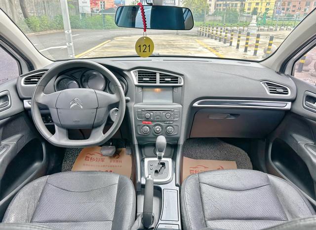 Certificated Pre-Owned Citroën C4L 2013 1.8L Automatic Enjoyment Edition - u19310363