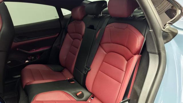 Pre-Owned Porsche Taycan 2022 Taycan 4S