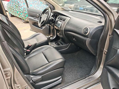 Certificated Pre-Owned Dongfeng Nissan Livina 2010 Energetic Joy Edition 1.6L Automatic All-round Version - u21562711