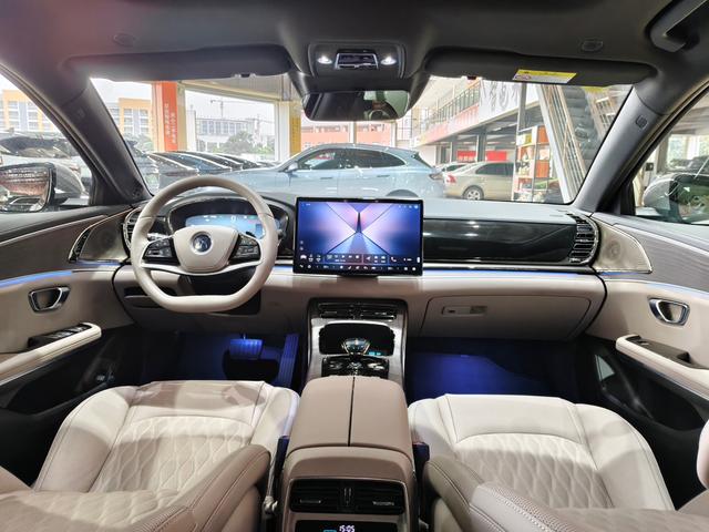 Certificated Pre-Owned BYD Han DM 2025 Intelligent Driving Edition DM-i 125KM Lidar Flagship Model -u22539936