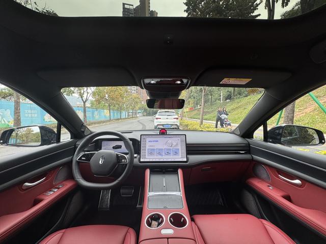 Certificated Pre-Owned Wenjie M5 2025 Extended-Range Ultra Rear-Wheel Drive Version -u22536019