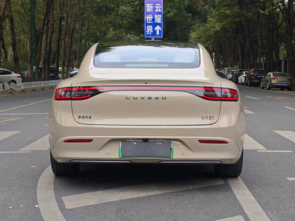 Pre-Owned Zhijie S7 2025 Model Max Rear-Wheel Drive Ultra-Long Range Version