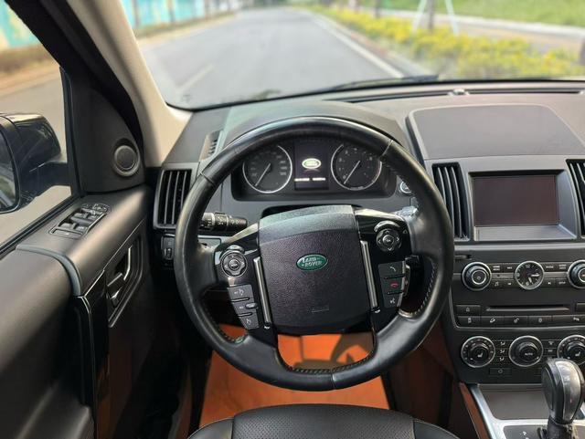 Certificated Pre-Owned Land Rover Freelander 2 2014 2.0T Si4 HSE Petrol Version - u22336196