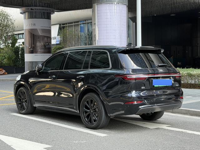 Pre - Owned 2020 Li ONE Extended - Range 6 - Seat Edition