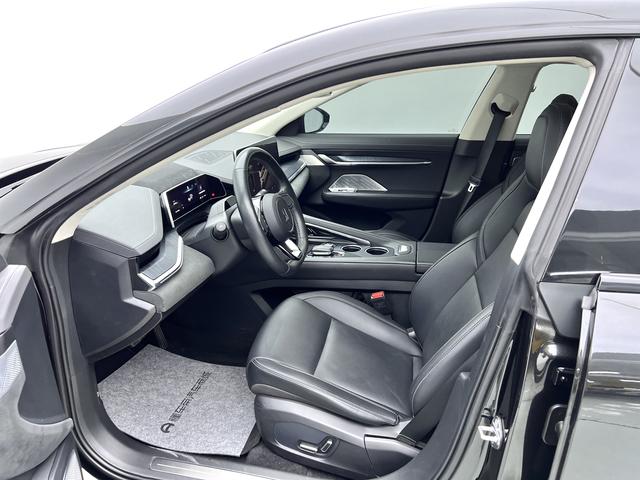 Certificated Pre-Owned ZEEKR 001 2022 Long Range Dual-Motor WE Version -u22521560