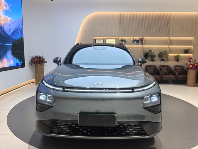 Certificated Pre-Owned XPENG G9 2024 Edition 702 Pro-u22027390