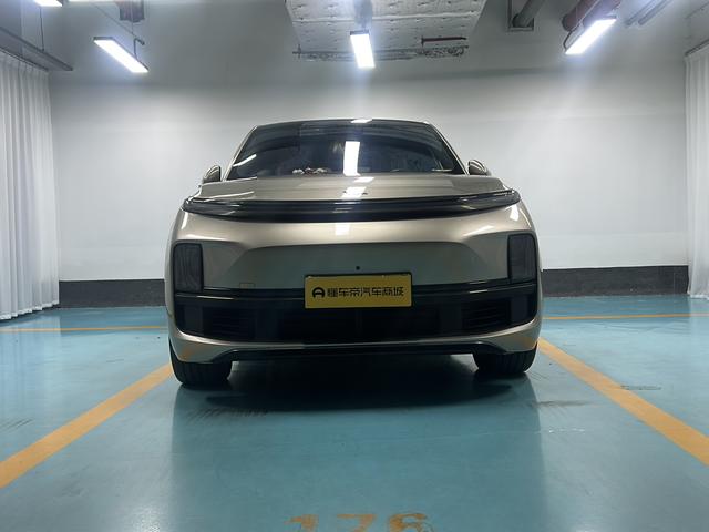 Certificated Pre-Owned Li Auto L8 2023 Pro Edition -u22774559