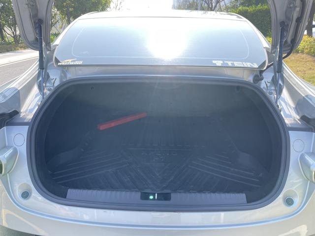 Certificated Pre-Owned XPENG P7 2022 670E+-u22195707