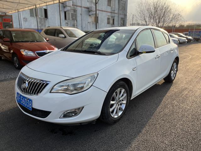Buick Excelle XT 1.6L d'occasion certifiée SAIC-GM, édition confort, 2013 - u18423921