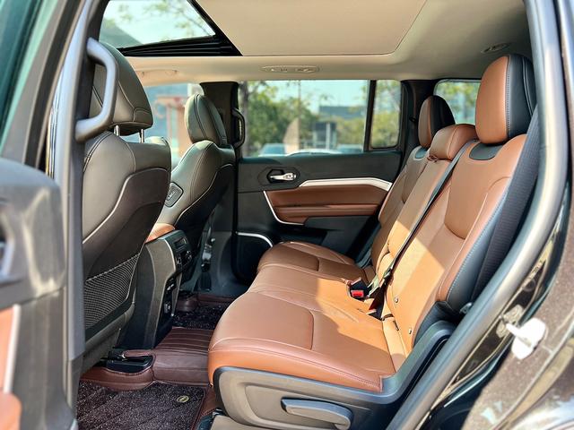 Certificated Pre-Owned Jeep Grand Commander 2022 2.0T Four-wheel Drive Luxury Edition - u22438843