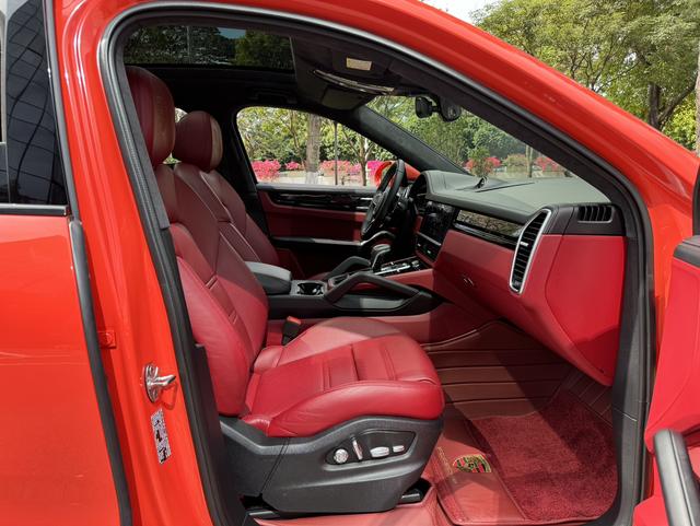 Certificated Pre-Owned Porsche Cayenne Coupé 2019 Cayenne Coupé 3.0T - u22717398
