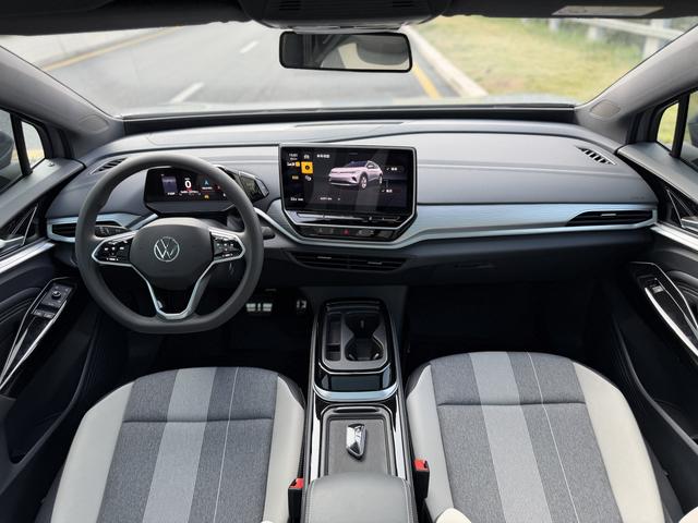 Certificated Pre-Owned ID.4 CROZZ 2024 ID. Pure Enjoyment Limited Edition