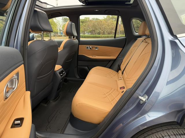 Certificated Pre-Owned Geely Galaxy Starship 7 EM-i 2025 120KM Pilot Edition -u22527414