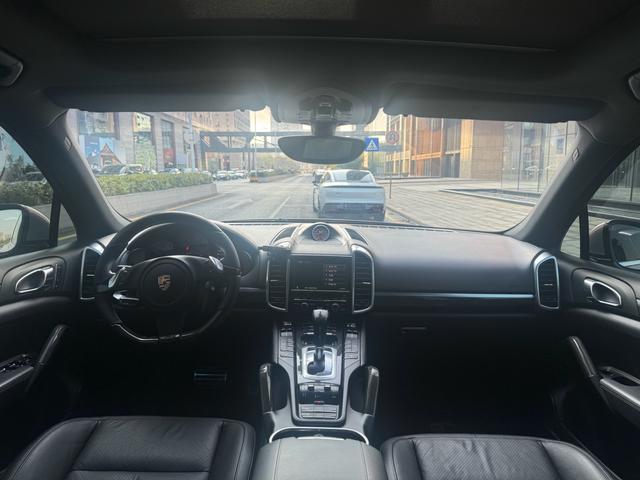 Certificated Pre-Owned Porsche Cayenne 2011 Cayenne 3.0T - u22703902