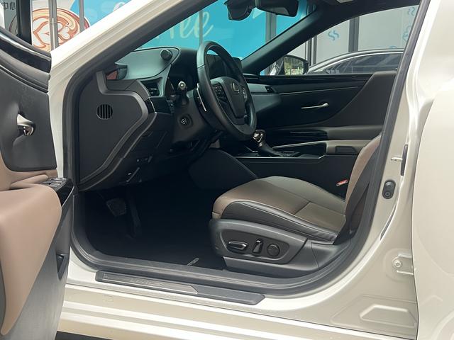 Certificated Used Lexus ES 2022 200 Premium Edition - u22065757