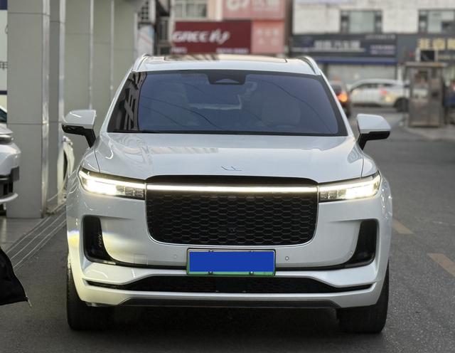 Certificated Pre-Owned Li Auto ONE 2021 Extended-Range 6-Seater Edition -u22018080