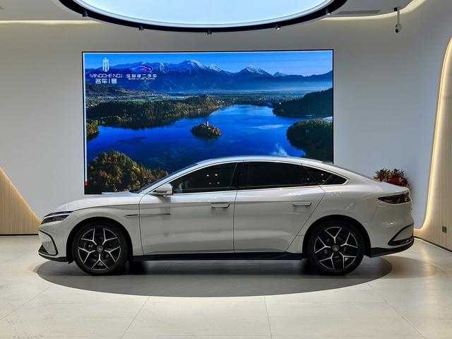 Pre-Owned BYD Han EV 2024 Honor Edition 605KM Premium Type