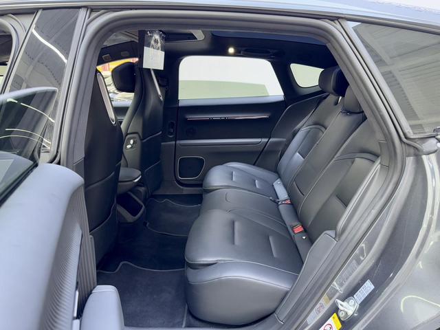 Pre-Owned Avatr 12 2025 Ultra Rear-Wheel Drive Extended-Range Version