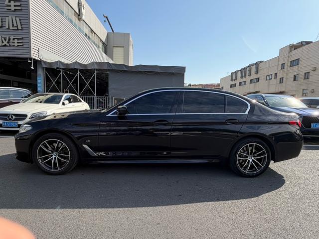 Certificated Pre-Owned BMW 5 Series 2022 525Li M Sport Package - u22058893